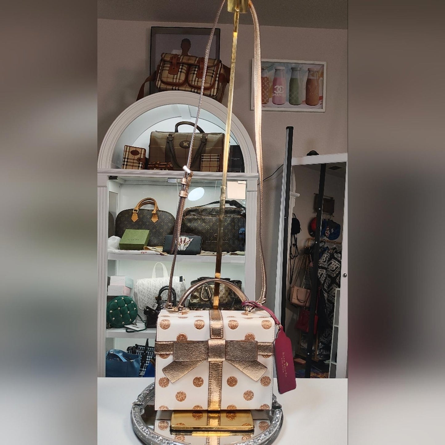 Kate Spade New York Wrapping Party Gift Box Crossbody