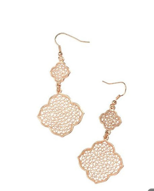 Moana Pierced Earrings - Rose Gold