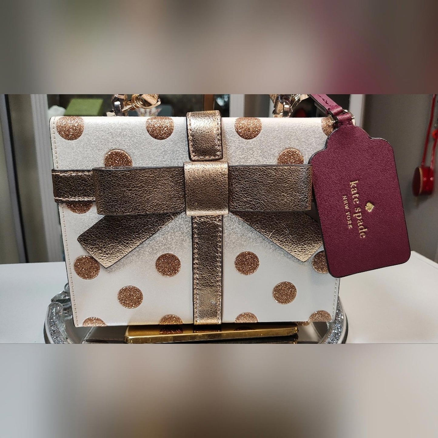 Kate Spade New York Wrapping Party Gift Box Crossbody