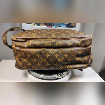 Vintage Louis Vuitton Monogram Large GM Messenger Bag Crossbody