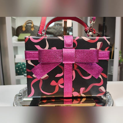 Kate Spade Wrapping Party Gift Box Crossbody bag