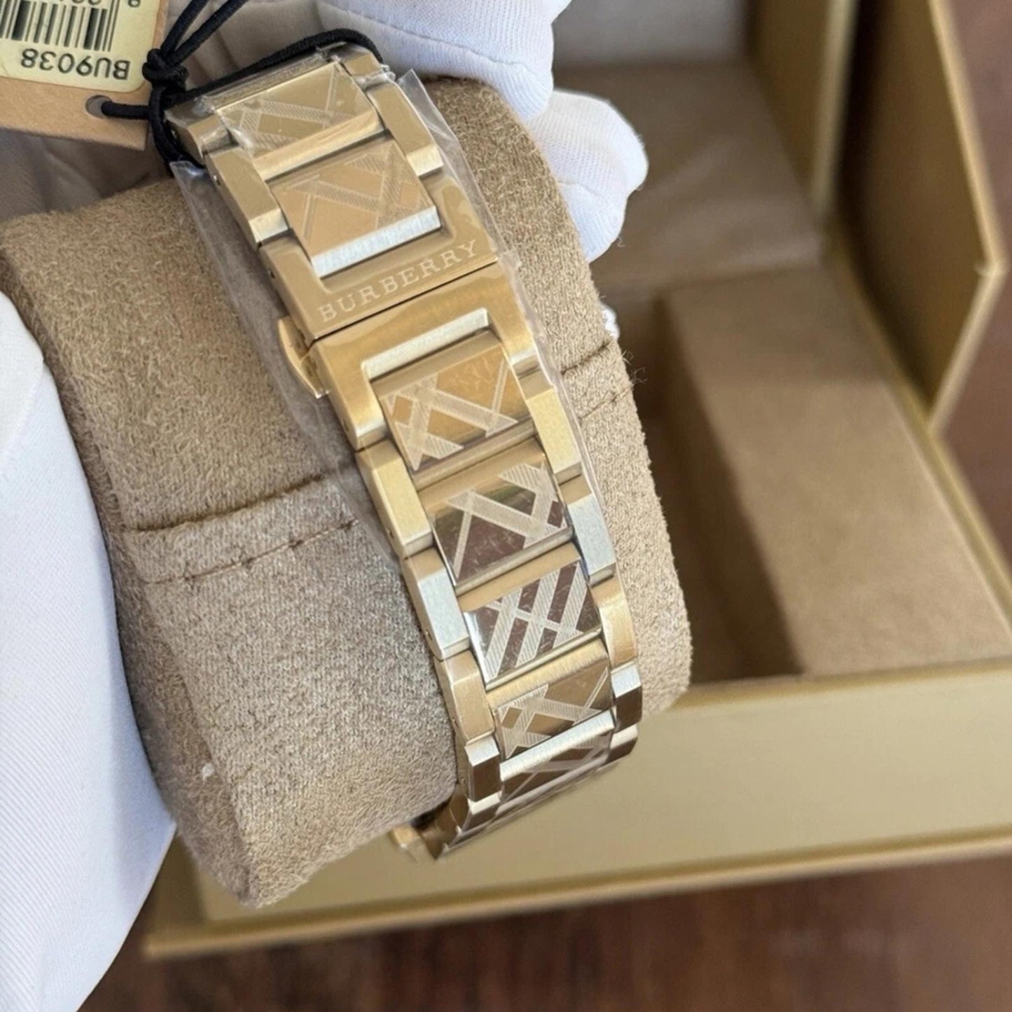 Burberry The City Gold Watch Brand New with 2 Year Factory Warranty